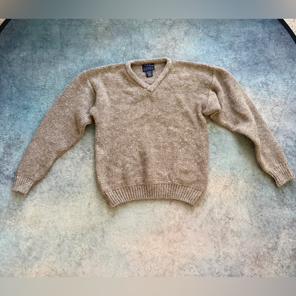 Old Glory Women’s Beige V-Neck Wool Blend Sweater